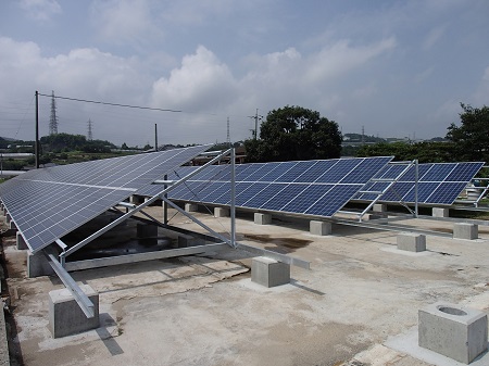 太陽光発電（ソーラーパネル）の架台を製作・設置