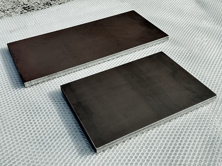 厚さ20mmの簡易プラック（鉄板）２枚を北九州市のフランス料理店様へ