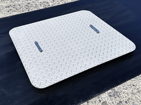 グリストラップ 蓋:角が丸いグリストラップの蓋を東京都あきる野市のお客様へ