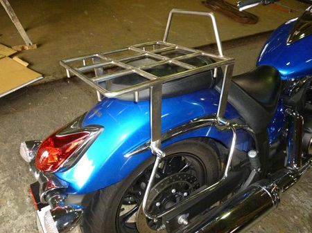 ビッグバイクの荷台をオーダーメイド